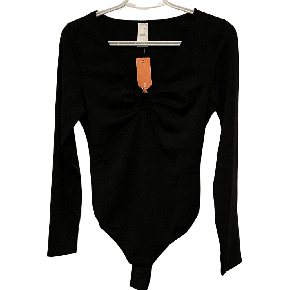 Nwt’s Feeling Girl Black Long Sleeve Bodysuit. Size Large